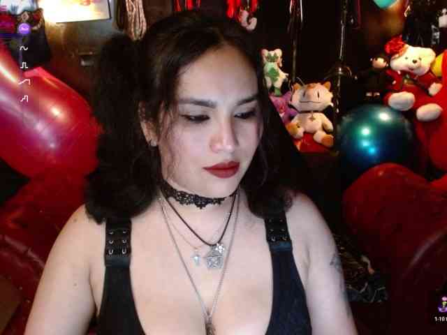 Kureijihentai webcam