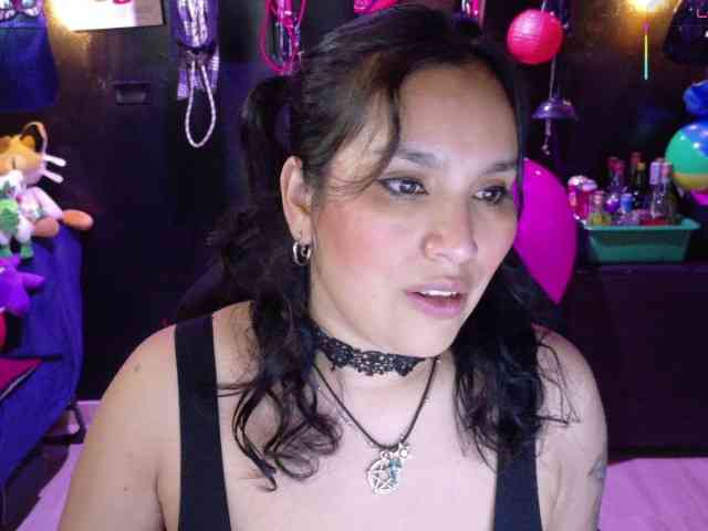 Kureijihentai webcam