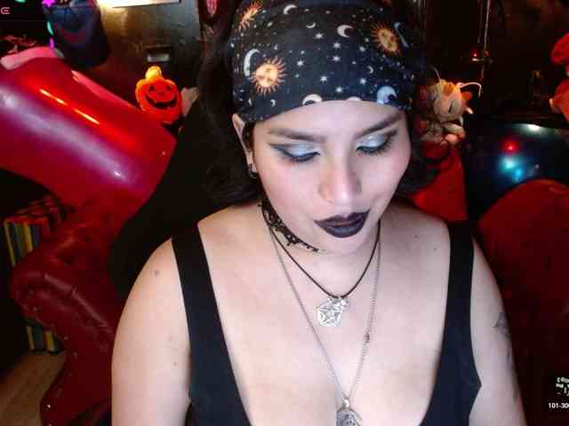 Kureijihentai webcam