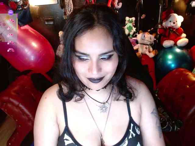 Kureijihentai webcam