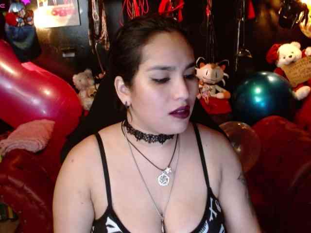 Kureijihentai webcam