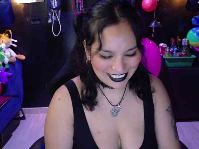 Kureijihentai webcam