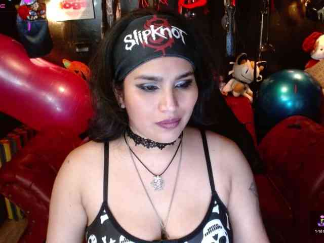 Kureijihentai webcam