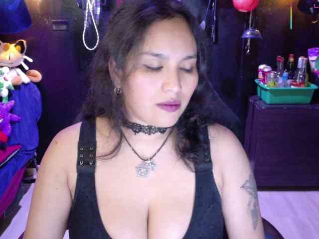 Kureijihentai webcam