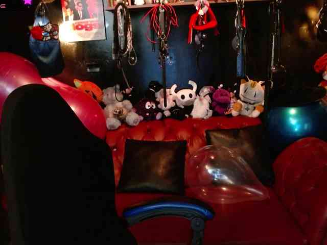 Kureijihentai webcam