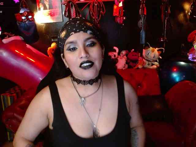 Kureijihentai webcam