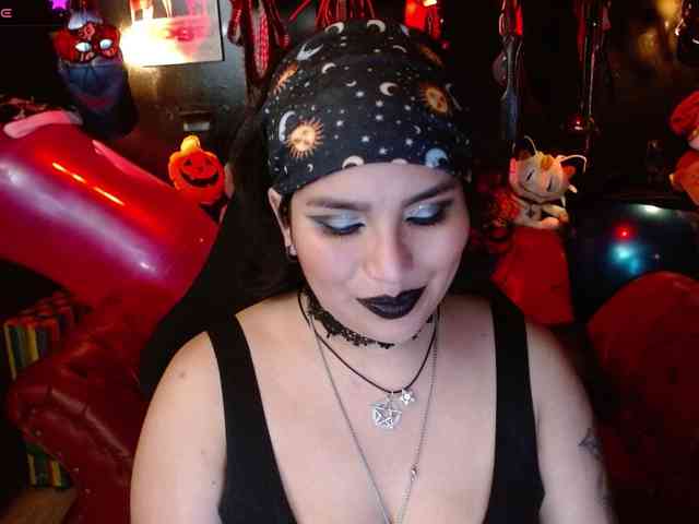 Kureijihentai webcam