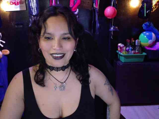 Kureijihentai webcam