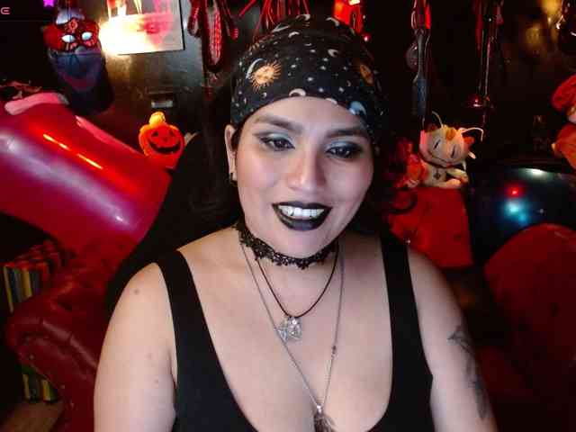 Kureijihentai webcam