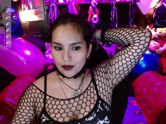 Kureijihentai webcam