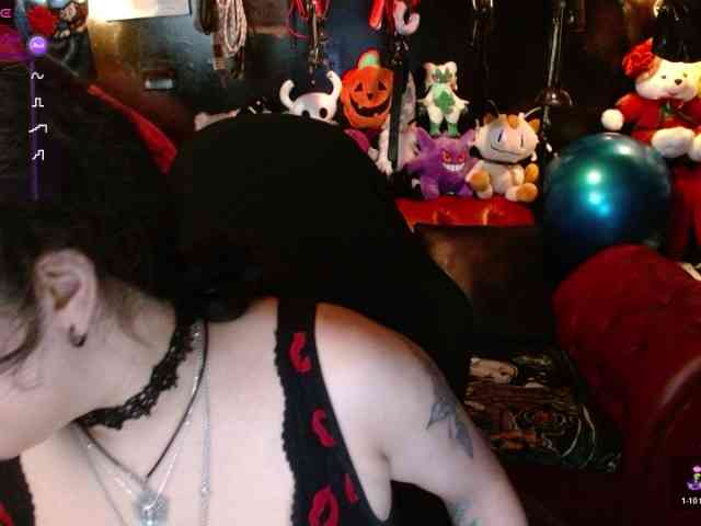 Kureijihentai webcam