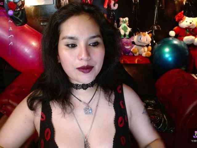 Kureijihentai webcam