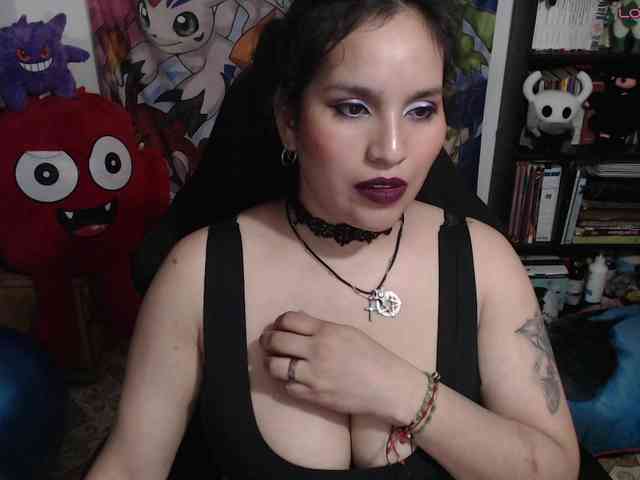 Kureijihentai webcam