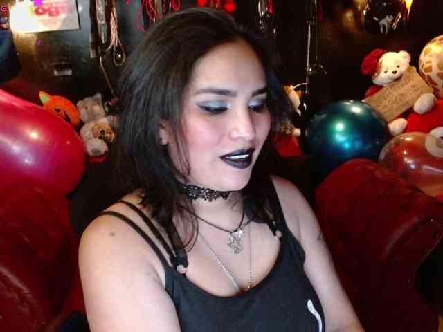 Kureijihentai webcam