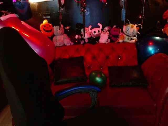 Kureijihentai webcam