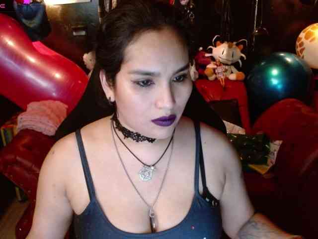 Kureijihentai webcam