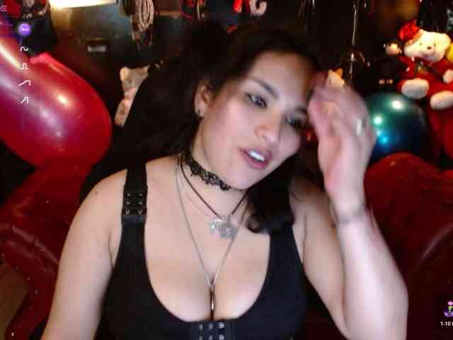 Kureijihentai webcam