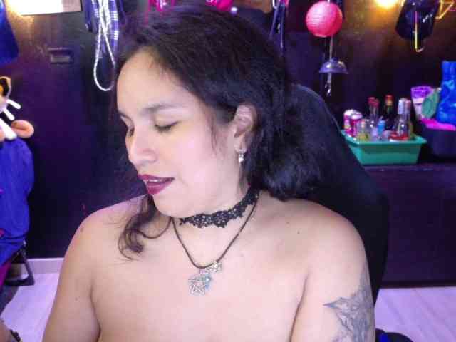 Kureijihentai webcam