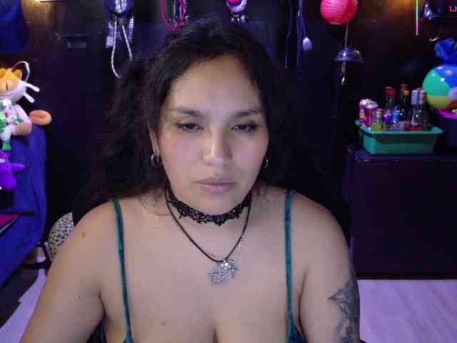 Kureijihentai webcam