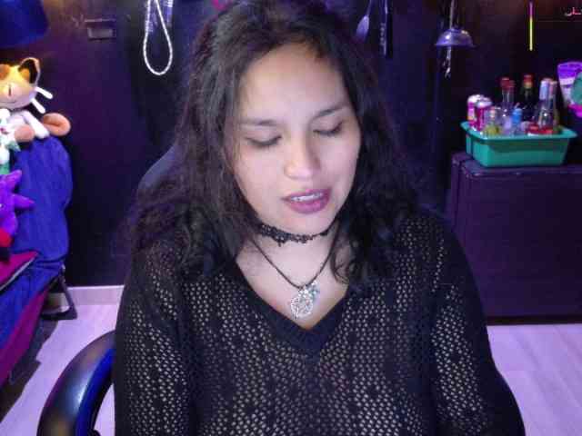 Kureijihentai webcam