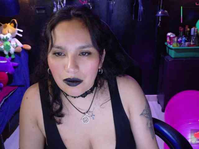 Kureijihentai webcam