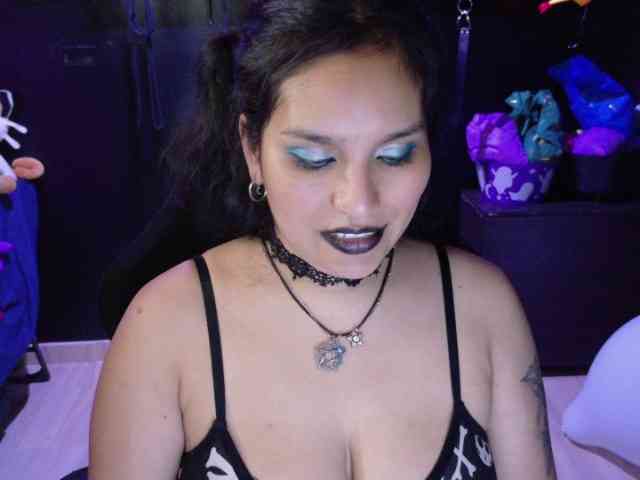 Kureijihentai webcam