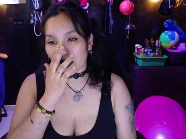 Kureijihentai webcam