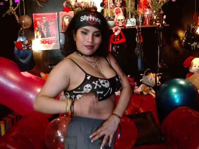 Kureijihentai webcam