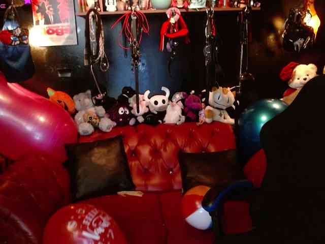 Kureijihentai webcam