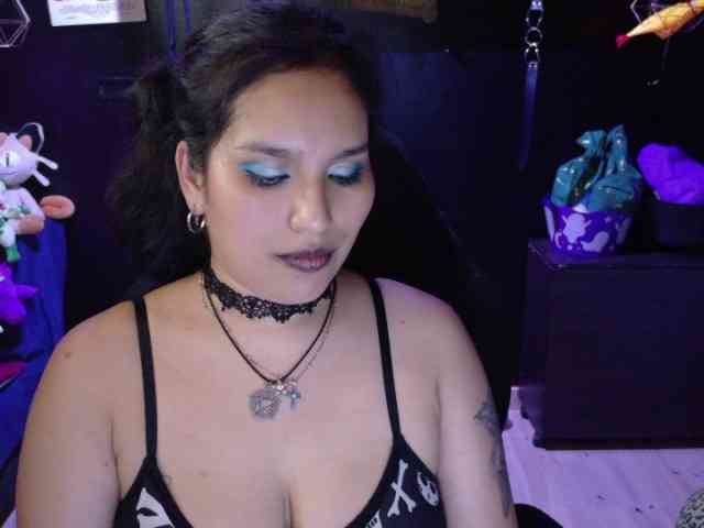 Kureijihentai webcam