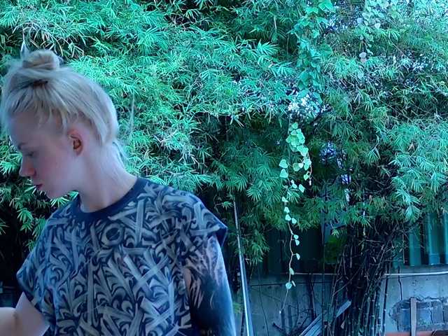 jane-booblegum's BongaCams show and profile