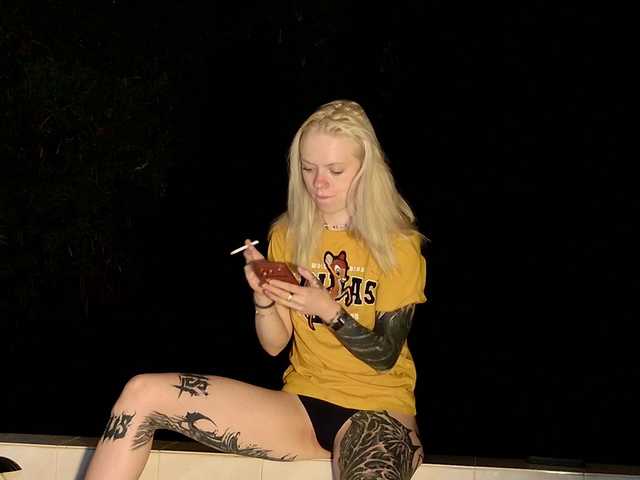 jane-booblegum's BongaCams show and profile