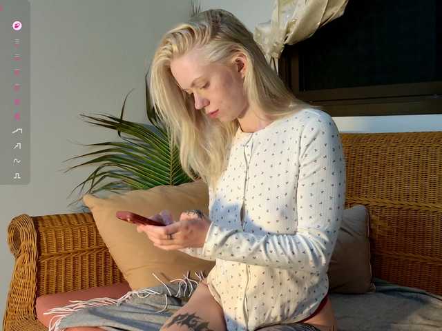 jane-booblegum's BongaCams show and profile