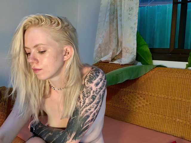 jane-booblegum's BongaCams show and profile