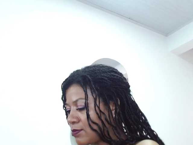 kendraStonee from BongaCams