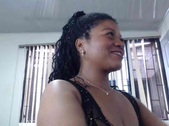 kendraStonee kendraStonee