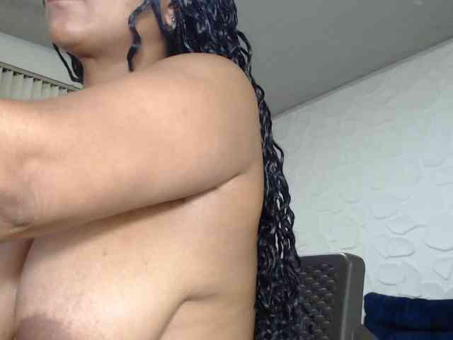 kendraStonee kendraStonee