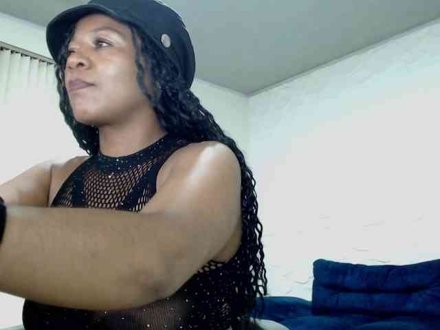 kendraStonee kendraStonee