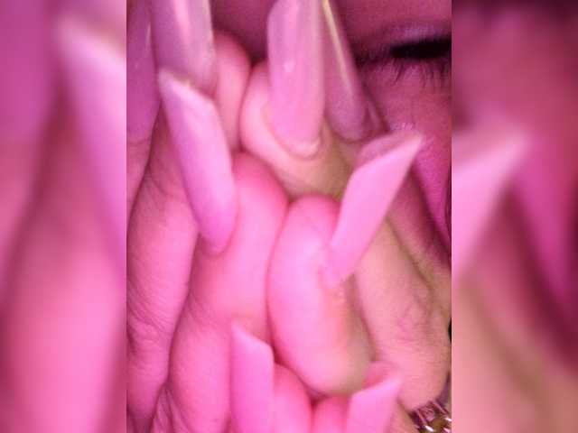 Profile and Statistics for LunaVyx69 on BongaCams