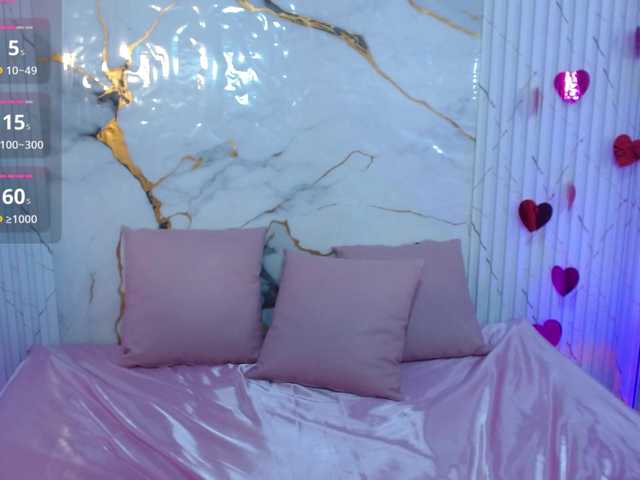 Candyy-tay1's BongaCams show and profile