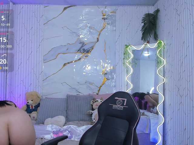 Candyy-tay1's BongaCams show and profile