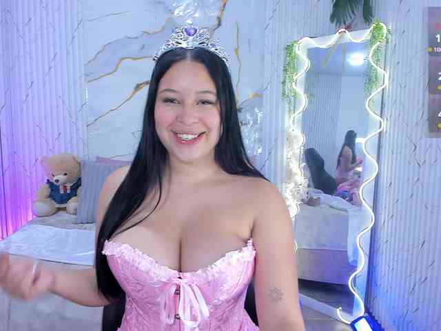 Candyy-tay1 Candyy-tay1