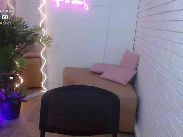 Candyy-tay1 Candyy-tay1