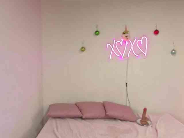 Candyy-tay1 Candyy-tay1