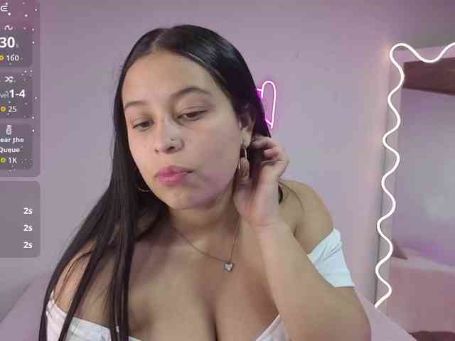 Candyy-tay1 Candyy-tay1