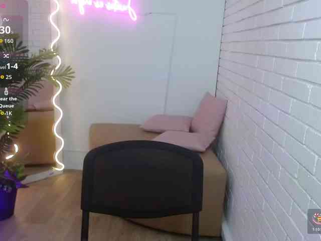 Candyy-tay1 Candyy-tay1