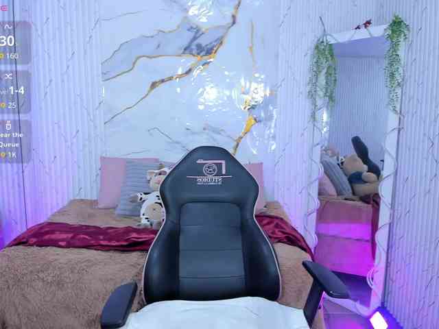 Candyy-tay1 Candyy-tay1