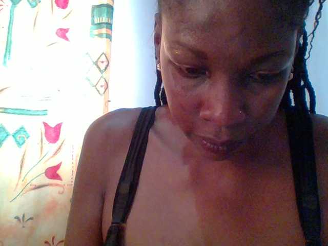 Dusky-funbags's BongaCams show and profile