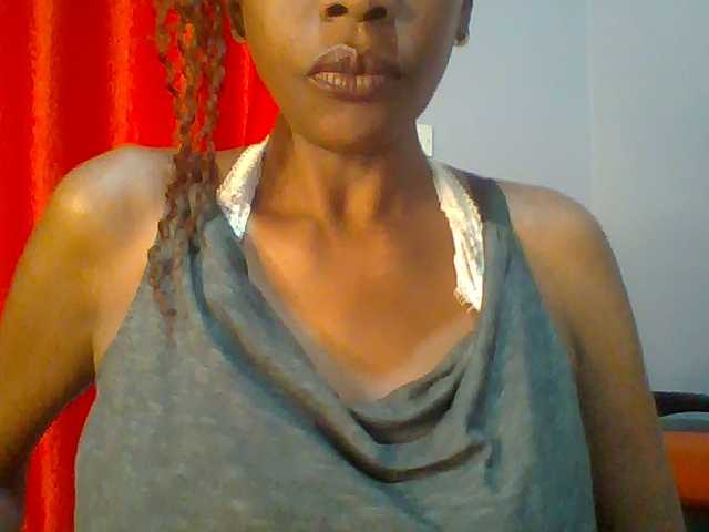 Dusky-funbags's BongaCams show and profile