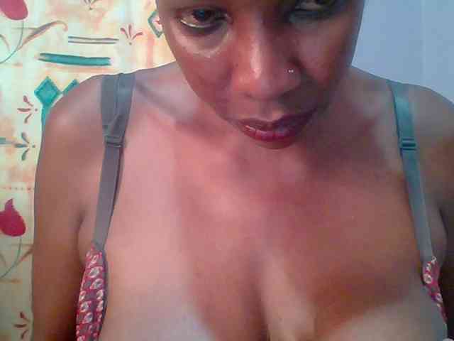 Dusky-funbags webcam